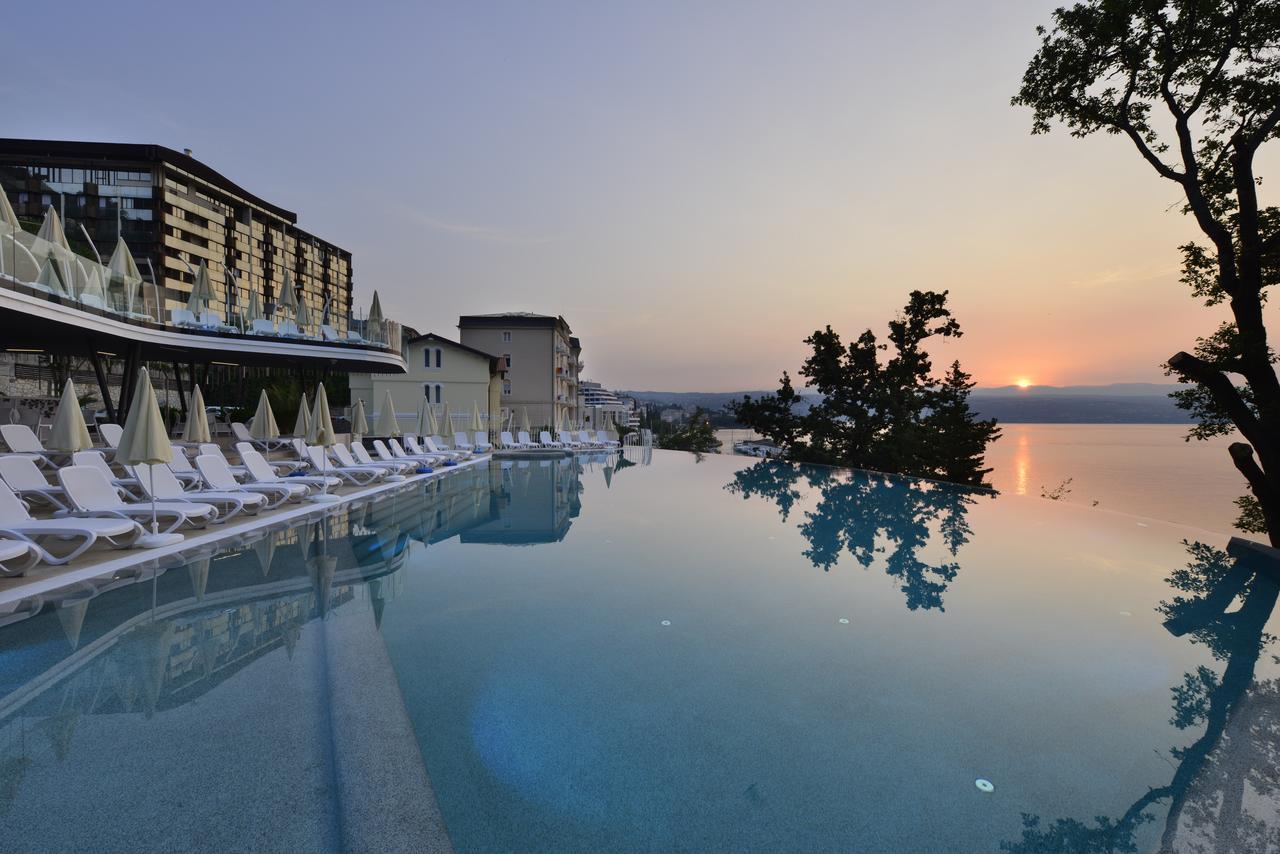 Grand Hotel Adriatic II Abbázia Kültér fotó